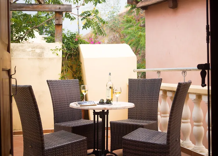 Xenon Апартаменты Ханья